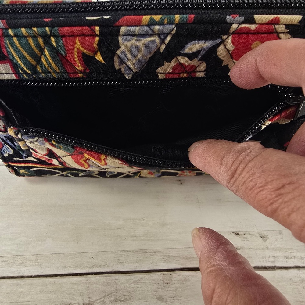 Vera Bradley Turnlock Wallet‎ Provencal Floral Quilted Cotton Black Multi Color - Picture 7 of 7